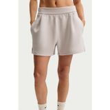 Nike 24.7 Dri-Fit Soft Knit Womens Training Short Bol Kesim Kadın Antreman Şortu Krem