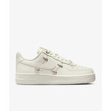 Nike Air Force 1 '07 LX Kadın Beyaz Sneaker - FV3654-111