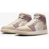 Nike Air Jordan 1 Mid Unisex Spor Ayakkabı HV2370-100 - Gold