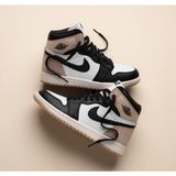Nike Air Jordan 1 Retro High Og 'latte' Basketbol AYAKKABISI-FD2596-021-SPORTXOUTLET - Beyaz - Siyah - Kahverengi
