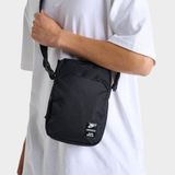 Nike Air Max Heritage Crossbody Bag (4Lt) Siyah Omuz Çantası