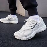 Nike Air Pegasus 2005 Beyaz Unisex Spor Ayakkabı Sneaker HQ5718