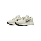 Nike Air Zoom Vomero 16 Erkek Koşu Ayakkabısı DA7245-006 - Beyaz