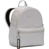 Nike Brasilia Jdı Mini Gri Stil Sırt Çantası 11L DR6091-078 Dolgulu Omuz Askıları ile Rahat Kullanım - Gri - Bej