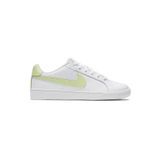 Nike Court Royale Beyaz Günlük Ayakkabı 749867-121 (Dar Kalıp 1 Beden Büyük Alınız
