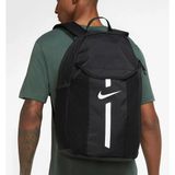 Nike DCDC2647-010 30 Litre İç Hacim Okul Çantası Boyutlar: 48 cm.(Y) x 33 cm.(G) x 17 cm.(D)