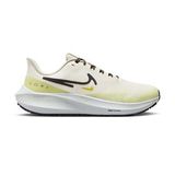 Nike DO7626-100 W Air Zoom Pegasus Shield Kadın Koşu Ayakkabısı