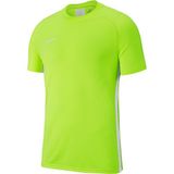 Nike Erkek Futbol Tişörtü Yeşil Nefes Alabilir Kumaşla Spor ve Günlük Kullanım İçin