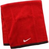 Nike Fundamental Kırmızı Havlu Medium %100 Pamuklu Uzun İpli 35x80 cm Spor Kullanım İçin