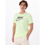 Nike HJ3564-701 M Nk Run Energy Mıler Ss Açık Yeşil Yuvarlak Yaka Normal Kalıp Erkek T-Shirt