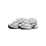 Nike HJ5228-104 Beyaz V5 RNR Erkek Sneaker Ayakkabı