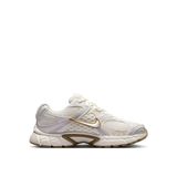 Nike HQ7901-115 W NIKE V5 RNR Ekru Kadın Lifestyle Ayakkabı