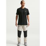 Nike IO9514-010 U NSW TEE STD NIKE AIR P Siyah Erkek T-Shirt