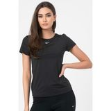 Nike Kadın Dri Fit Slim Tişört Siyah Günlük Kullanım için Rahat Kesim ve Nefes Alabilir Kumaş