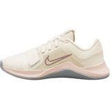 Nike Kadın Mc Trainer 2 Spor Ayakkabı Açık Pembe Koşu ve Yürüyüş İçin İdeal Tasarım