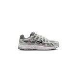Nike P-6000 Retro Koşu Stili Günlük Spor Ayakkabı Gri / Siyah / Beyaz