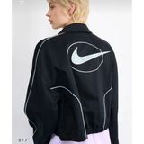 Nike Sportswear Dokuma Uzun Kollu Bol Kalıp Siyah Kadın Ceket FN1940-010