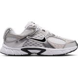 Nike V5 Rnr (Gs) Çocuk Beyaz Sneaker Ayakkabı HQ6411-100