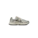 Nike V5 RNR Y2K Retro Tasarım Günlük Spor Ayakkabı Zirve Beyazı / Yelken Beyazı / Siyah - Summit White / Sail / Black