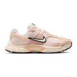 Nike W V5 Rnr Kadın Günlük Ayakkabı II6294-102 Açık Pembe / Kavun / Beyaz - Açık Pembe - Kavun - Beyaz