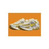 Nike Zoom Vomero 5 (Dar Kalıp 1 Beden Büyük Almanızı Öneriyoruz)
