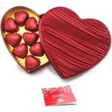 Nin Chocolate Sevgililer Günü Çikolatası Kalp Kutuda Yaldızlı Çikolata - 1 Adet