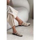NİŞANTAŞI SHOES Honey Bej Hakiki Süet Toka Detaylı Düz Taban Kadın Terlik