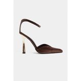 Nişantaşı Shoes Vibe Kahve Kadife Bilek Bağlı Galvaniz Topuk Özellikli Kadın Altın Topuklu Ayakkabı