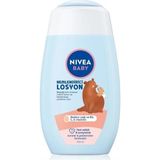 NIVEA Baby Bebek Nemlendirici Losyon 200 ml, Hassas Cilt, Badem Yağı ve B5,C,E Vitamini