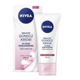 Nivea Essentials Besleyici Kuru Ciltler için 50 ml Gündüz Kremi