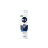 NIVEA Men Hassas Tıraş Jeli 200 Ml, Hassas Ciltlere Özel Hızlı Koruma, Yanma Karşıtı, Alkolsüz Form