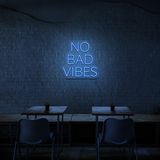 No Bad Vibes Neon LED Duvar Yazısı Dekoratif Duvar Aydinlatmasi Gece Lambası