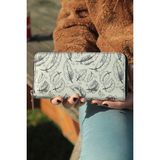 No Muffin For You Kadın Cüzdan ve Kartlık - Kuş Tüyü Desenli - Beyaz Renkli - Dokuma Kumaşlı - 9,75CM x 19,50CM
