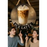 Nod Ice Latte Temalı Yuvarlak Cafe Tabelası – Jüt İpli Ahşap Duvar & Kapı Dekoru | Barista Tarzı Süs Çok renkli1 30 x 50