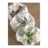 Noestudio Nakışlı Scrunchie 3’lü Set Simit Toka Topuz Tokası Hacimli Çiçekli Beyaz Saç Tokası Sarı Pembe Kırmızı Noê Studio