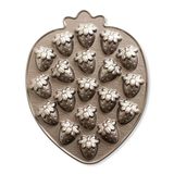 Nordic Ware Mini Çilekler Kek Kalıbı 19'lu 28 x 35 cm