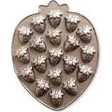Nordic Ware Mini Çilekler Kek Kalıbı - Platin