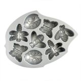 Nordic Ware Mini Uğur Böceği Kek Kalıbı 8'li 28 x 38 cm