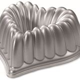 Nordic Ware, Nordicware 55548 Kek Kalıbı, Kalpli Çelenk, Alüminyum Döküm, Hacim: 2.5lt, 55548Amz, Gümüş