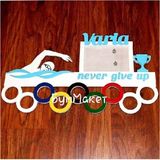 Normadia Yüzme Madalyası Askılığı, Isim Yazılı, Şık ve Özel Tasarım - Seçenek 1 - Açık Bej