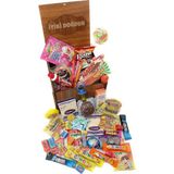Nostaljik Lezzetler Ahşap Hediye Kutusu Küçük Boy ( Iyiki Doğdun ) - 1 kg