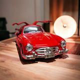 Nostaljik Lezzetler Nostaljik Metal Çek Bırak Araba Kırmızı Kapılar Açılır ( 1/36 Ölçek ) Mod:1