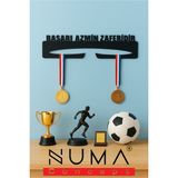 Numa Concept Çocuk Odası Ofis Ve İşyeri İçin Madalya Asma Askısı 40X10 cm Kolay Montaj Asma Aparatlı - Başarınızı Gururla Sergileyin - Siyah