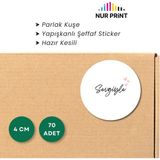 Nur Print Yapışkanlı Sticker, Yuvarlak Sticker Etiket, Parlak Kuşe 'sevgiyle' Yazılı - 4 cm
