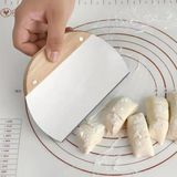 NY Home Paslanmaz Çelik Hamur Kesici ve Kazıyıcı – Ölçekli, Meşe Saplı, Ergonomik Tasarım, Mutfak Ekmek ve Pizza Hamuru Bölücü, 15.5 x 11 cm - 0,5 x 7 cm