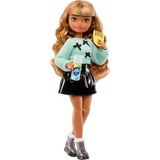 Odea Barbie Dream Besties Bebek ve Aksesuarları, Çıkarılabilir Kıyafetleriyle Eklemleri Bükülebilen, Dalgalı Kahverengi Saçlı Zia Bebek, Saç ve Ay Temalı 7 Aksesuar, JGG36