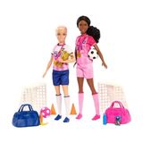 Odea Barbie Kariyer Bebekleri ve 15 Aksesuar, Barbie 'brooklyn' ile Sarı Saçlı ve Minyon Bebek, 2 Kale, 2 Top ve Daha Fazlasıyla Futbolcu Bebekler Oyun Seti, HRG88 - Ahşap