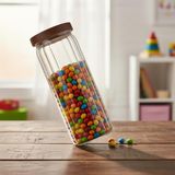 OEM Akasya Kapaklı Uzun Çizgili Cam Kavanoz (1250 Ml) | Hava Geçirmez, Modern Fitilli Tasarım Gıda Saklama Kabı | Makarna, Bakliyat, Kahve ve Çay Kavanozu (9X25 Cm)