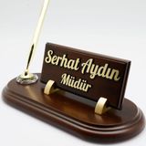 Ofistike Kabartma Tek Kalemli Ahşap Masa İsimliği Ahşap Masa İsimlik