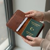 Oh Deer Leather Hakiki Deri Pasaport Kılıfı – Kart Bölmeli Seyahat Cüzdanı & Travel Wallet - Kahverengi